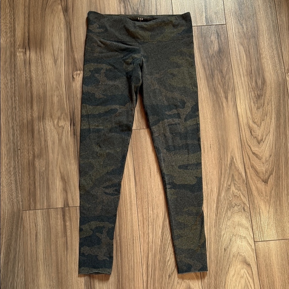 TNA Camouflage Leggings - Black and Brown
